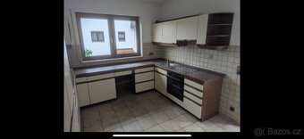 Kuchyňská linka se spotřebiči, použitá - 5