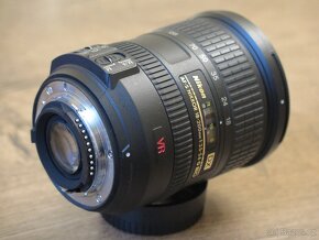Nikon 18-200 mm F3,5-5,6G IF-ED DX VR - 5