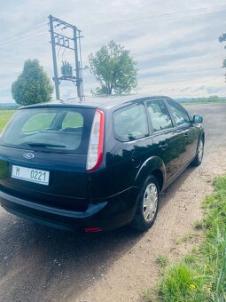 Ford Focus 1.6 74kW - 5