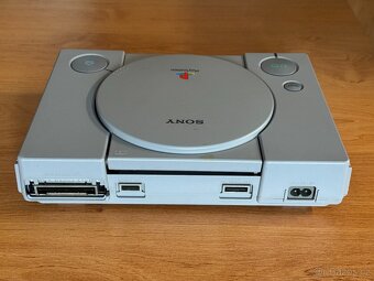 PlayStation 1 SCPH-5552 konzole - 5