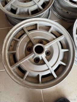 Fiat 850 SPORT COUPE / SPIDER kola elektrony CROMODORA - 5