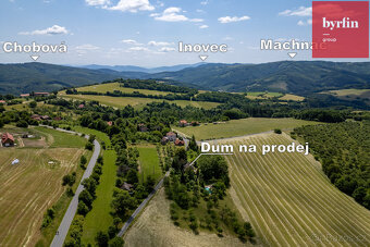 Exkluzivní nabídka bydlení – Dřevěná roubenka s historickým - 5