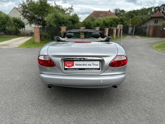 Jaguar XK8, uvedený na trh v roce 1996 - 5