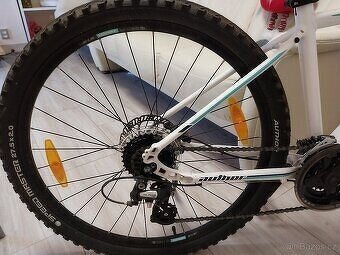 Kolo Author zánovní vel: M- L . kol 27,5 - 5