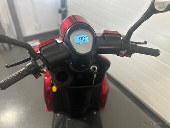 Čtyřkolový elektrický invalidní vozík - 5
