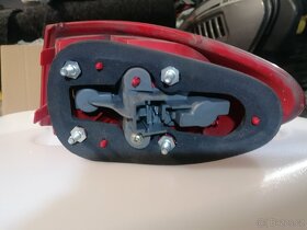 Levá zadní lampa Alfa 147 od 2004-2010 - 5