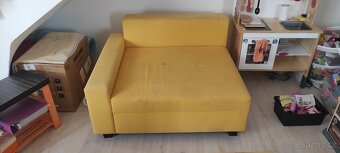 (PRODÁN) Gauč vhodný i ke spaní - flekatý, jinak v pořádku - 5