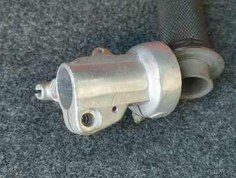 Nepoužitá originální objímka ČZ držák páček plyn ČZ 477 471 - 5