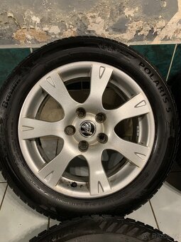 Alu kola Škoda R16 5X112 ZÁNOVNÍ ZIMNÍ PNEU 205/55 R16 DOT23 - 5