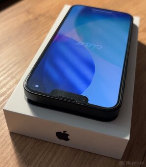 Apple iPhone 14 černý 128 GB - 5