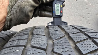 Zimní pneu 225/40/18 Continental - 5