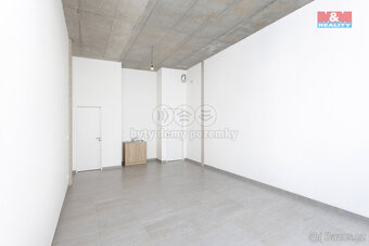 Pronájem obchod a služby, 39 m², Pardubice, ul. Smilova - 5