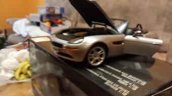 1:18 bmw z8 007 - 5