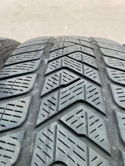 235/60/18 Pirelli zimní - 5