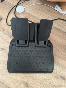 Thrustmaster T128 + Shifter TH8S Perfektní stav - 5