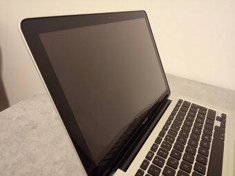 Apple MacBook (13-inch, Late 2008) 2 GB Ram, 120 GB SSD - 5