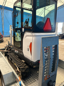 Mini rypaldo Bobcat E17 - 5