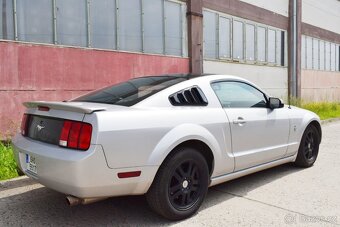 Ford Mustang KUPÉ 4.0i V6/MANUÁL/2006/KŮŽE/ - 5