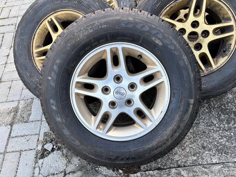Jeep Grand Cherokee WJ kola R16 A/T pneu - 5