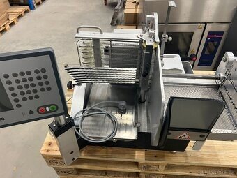 Nářezový stroj Bizerba A 404 rok 2017 - 5