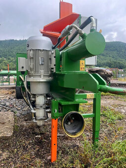 Nabízím k prodeji Štípačku Tark -50 - 5