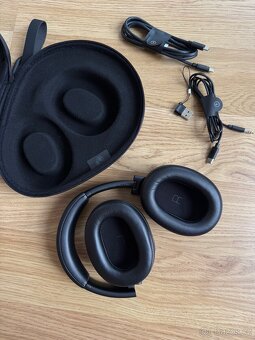 JBL Tour One M3 Black — NOVÉ - 5