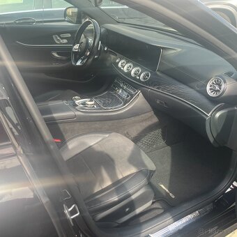 MERCEDES BENZ E 400 D 4MATIC - 5
