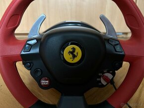 volant Ferrari 458 Spider + stojan - 5