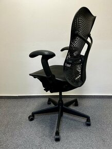 kancelářská židle Herman Miller Mirra - 5