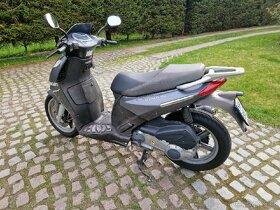 Aprilia Sportcity 250 - 5