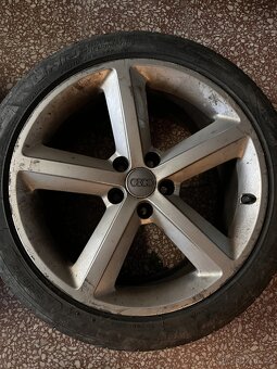 Kola R18 Audi 3ks - 5