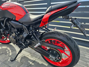 Yamaha MT-07 - 5