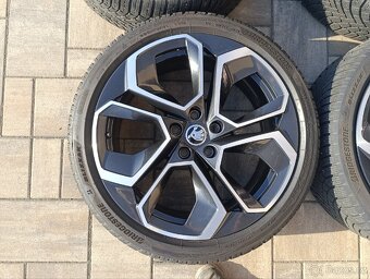 Škoda Octavia 4 RS 225/40 19" - 5