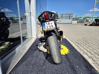 Yamaha YZF-R6 - 5