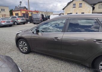 Kia Cee´d 1.6 nafta manuál 100 kw - 5