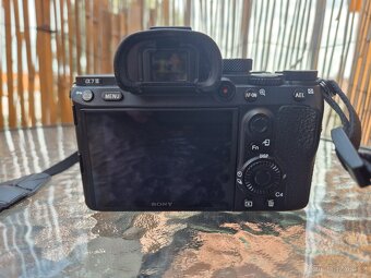 Prodám Sony A7 III + SIGMA 24–70mm F2.8 DG DN Art - 5