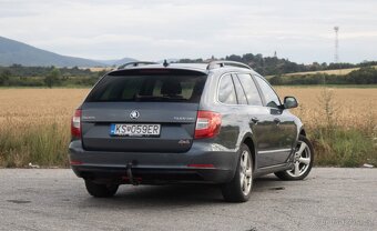 Škoda Superb Combi 2.0 TDI CR Ambition 4x4 - 5