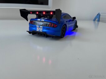 Drift Racing auto 4WD svítící - 5