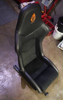 ZAVODNÍ SEDAČKA COBRA NOGARO - 5