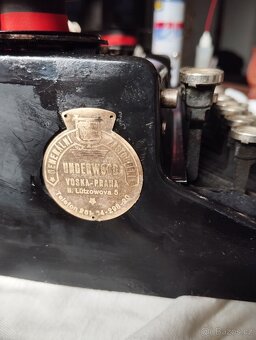 Starožitný psací stroj Underwood - 5