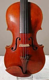 Prodám celé 4/4 100let staré české housle - 5