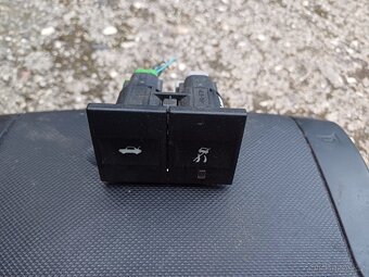 Levné náhradní díly / Ford Mondeo mk3 combi ( zbytek dílů ) - 5