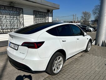 Tesla Model Y LR AWD 64 tis.km - 5