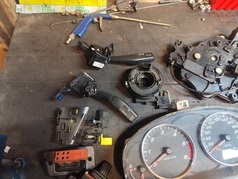 Vw Caddy CNG díly - 5