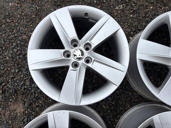 Alu original sada disku Škoda 5x100 7J ET46 R16 - 5