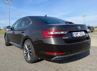 Škoda Superb L&K 2,0 tdi 4x4 DSG 140 kw - 5