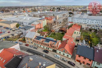 Unikátní nabídka: Prodej komerční budovy a rodinného domu s - 5