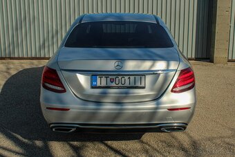 Mercedes-Benz E trieda Sedan 220 d - 5