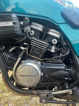 2x Honda VF 750 S - 5