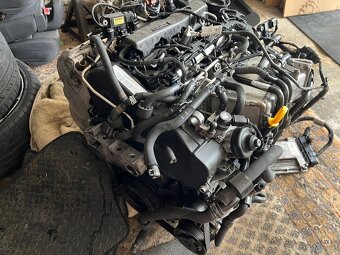 Motor 1.6Tdi 77kw CLHA 5q MWW - 5